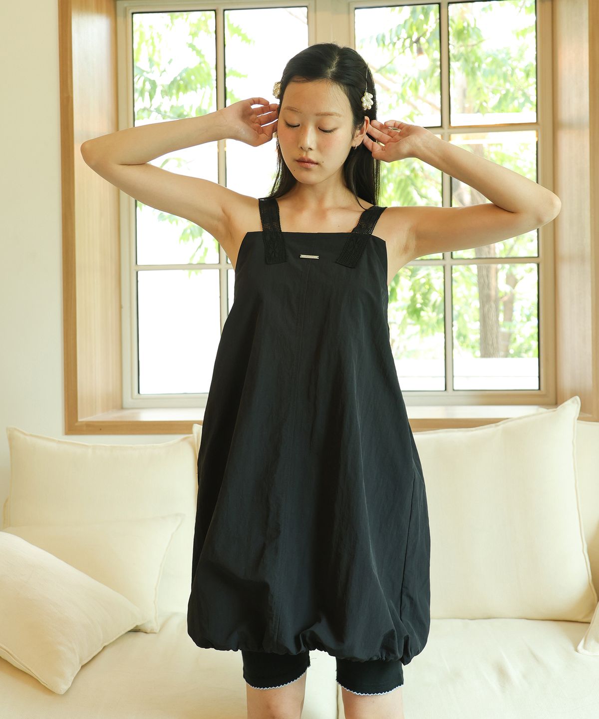소르디(SORDI) Lace Strap Balloon Dress_black