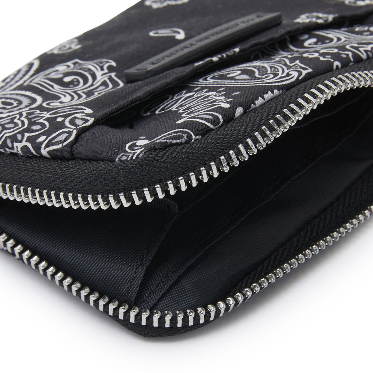 랩(LAP) PAISLEY MULTI WALLET AR7AWA20