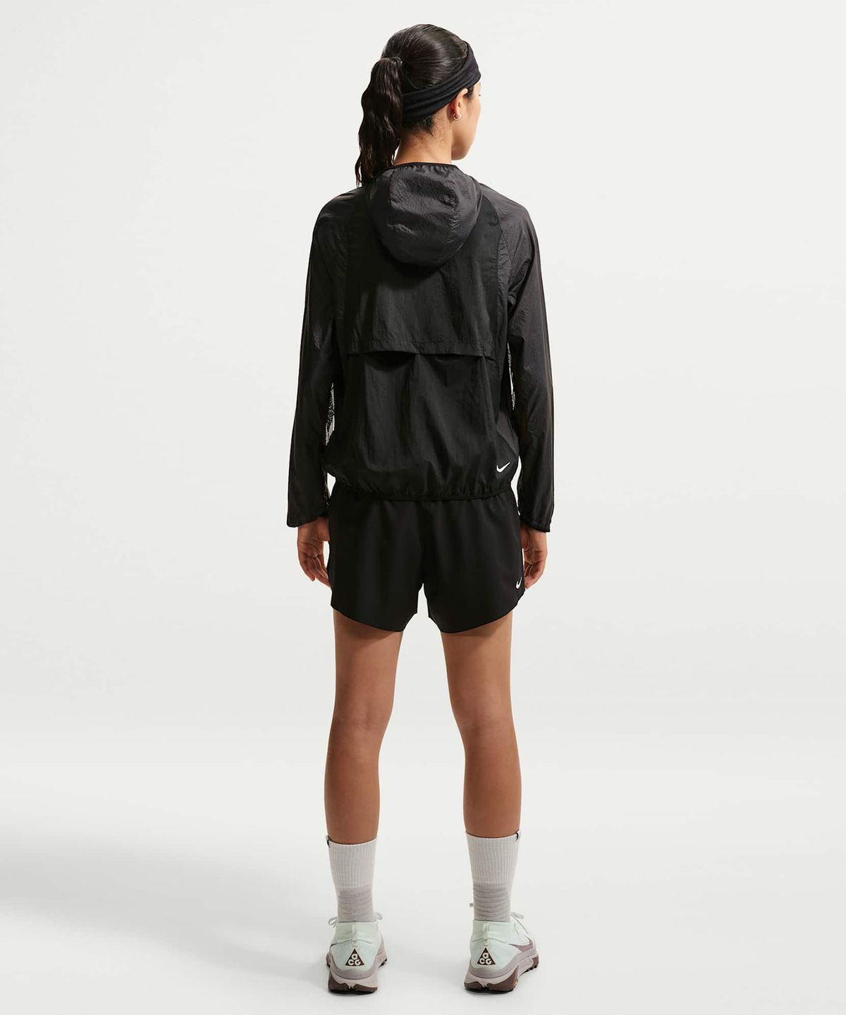 나이키(NIKE) ACG 에어리즈 UV 차단 트레일 러닝 재킷 W - 블랙:서밋 화이트 / IQ8124-010