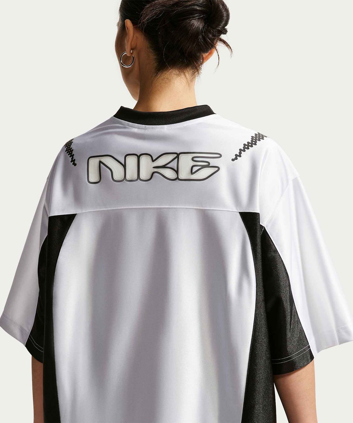 나이키(NIKE) 스포츠웨어 오버사이즈 저지 W - 화이트:블랙 / IQ6138-101
