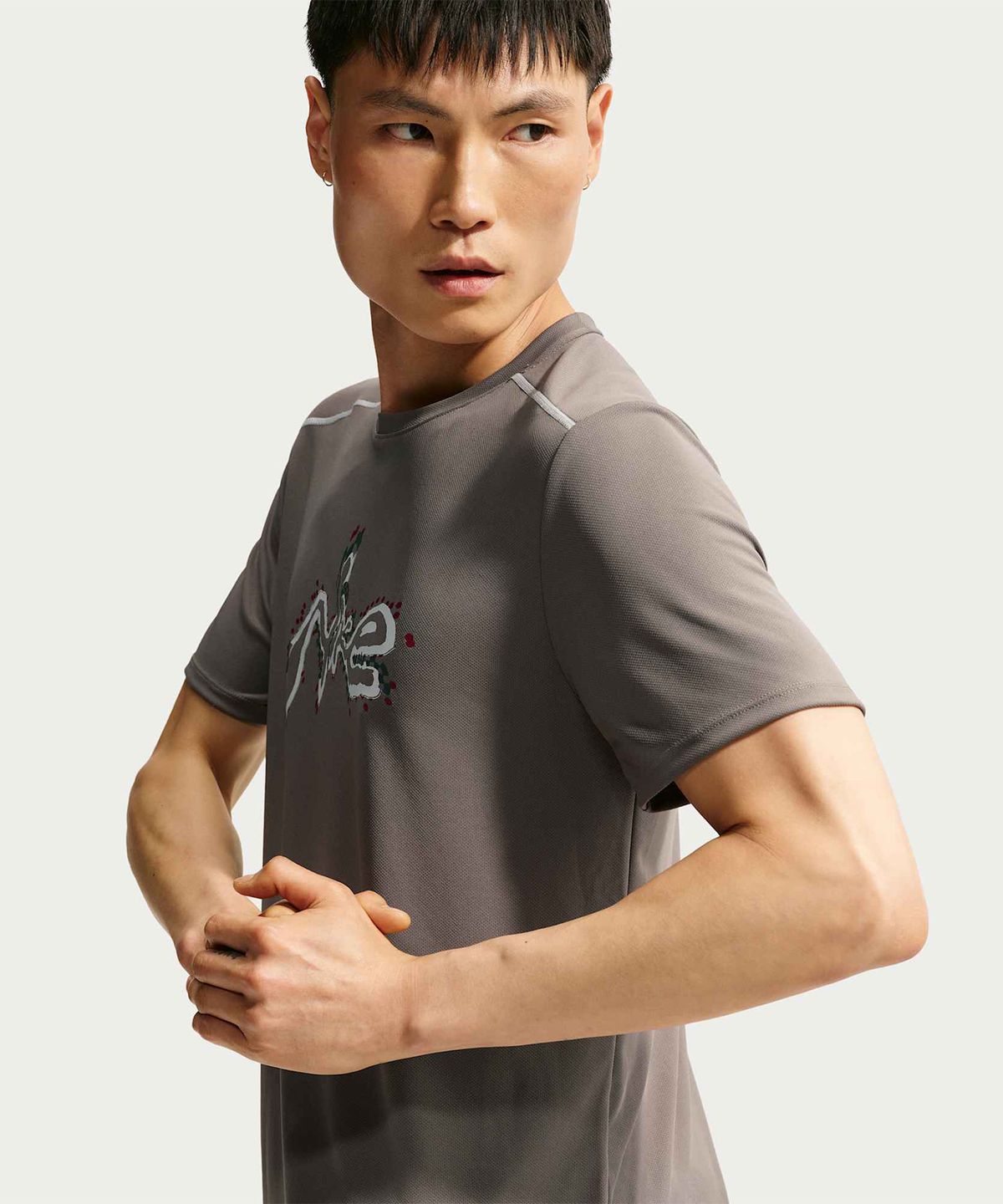 나이키(NIKE) 마일러 드라이 핏 반소매 러닝 탑 M - 케이브 스톤:그레이 포그 / IM5235-289