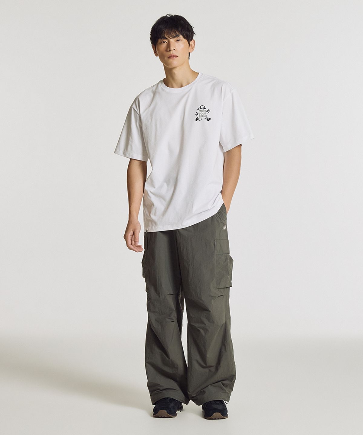 뉴발란스(NEW BALANCE) NBNEG35613 / UNI FROZEN 픽토그램 반팔티 (G/WHITE)