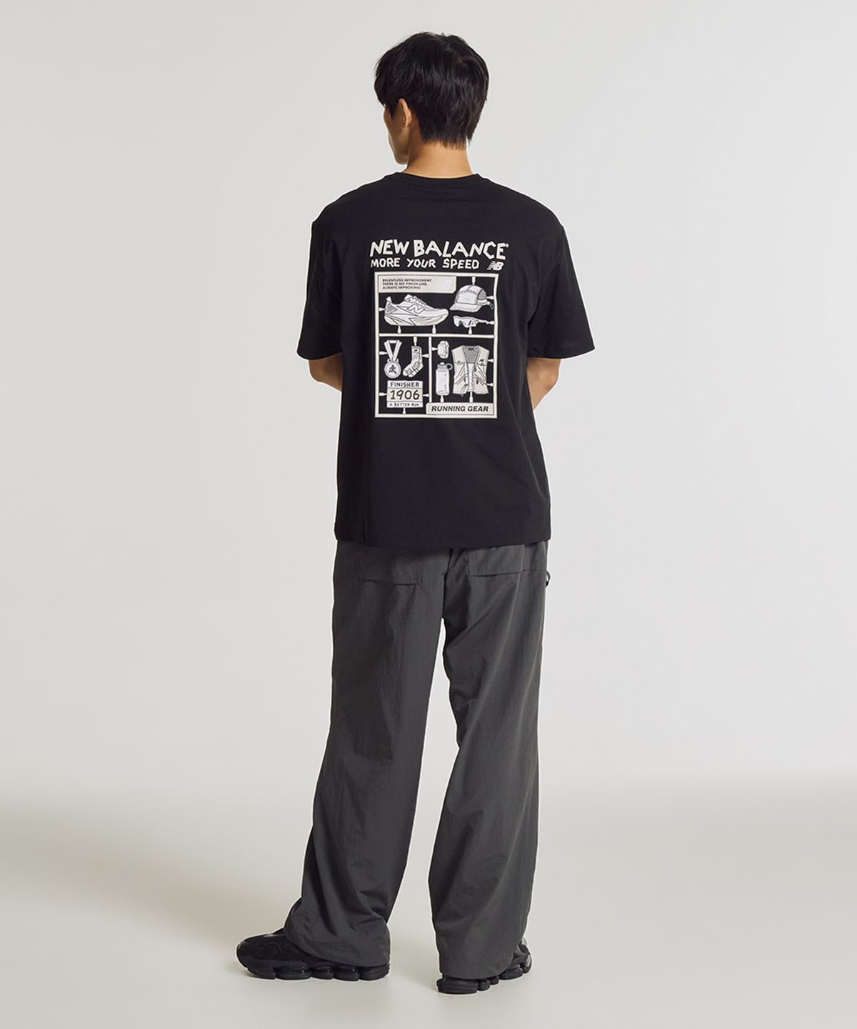 뉴발란스(NEW BALANCE) NBNEG35613 / UNI FROZEN 픽토그램 반팔티 (B/GRAPHIC)