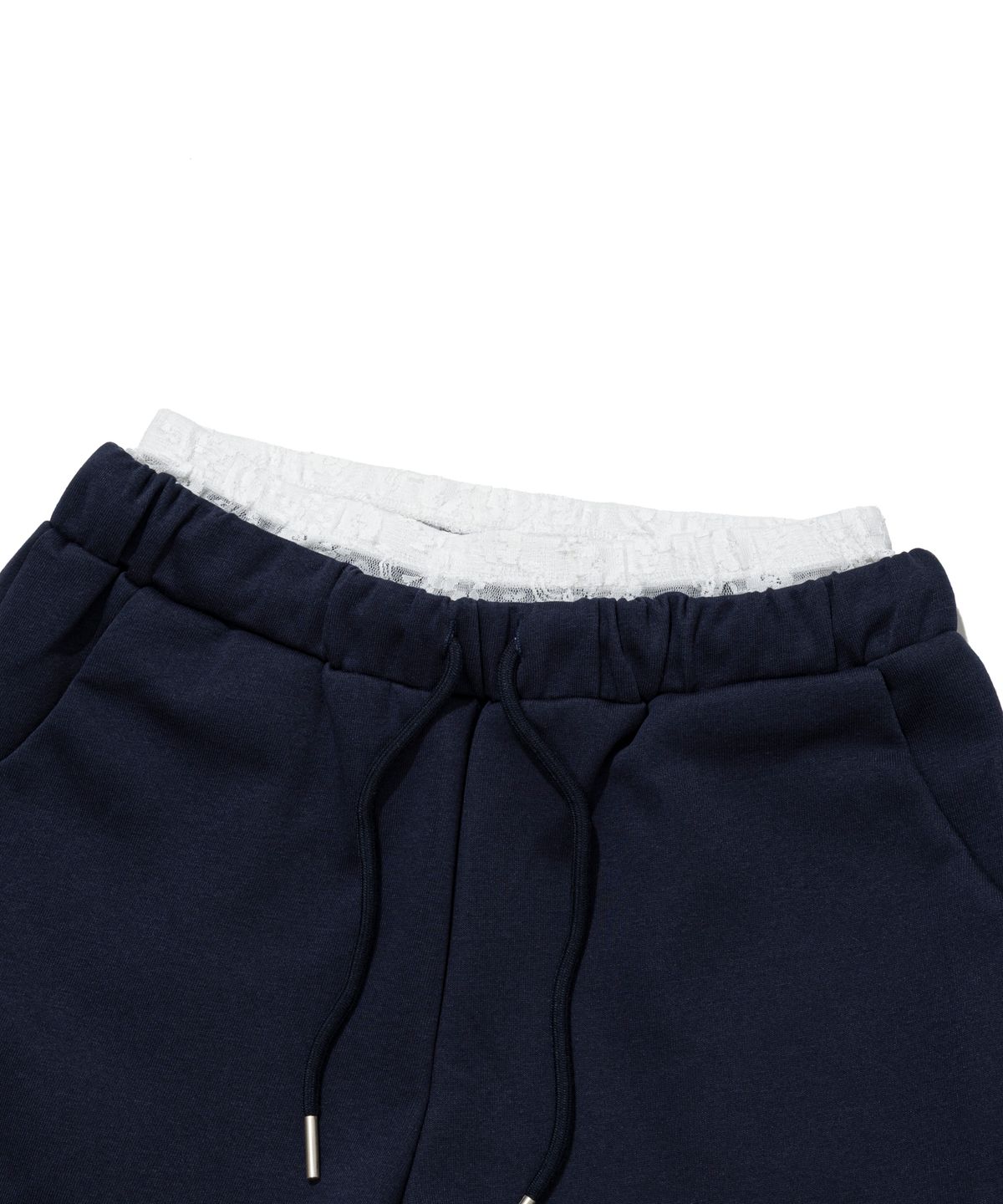 모아(MOAA) 레이스 레이어드 스웻 쇼츠