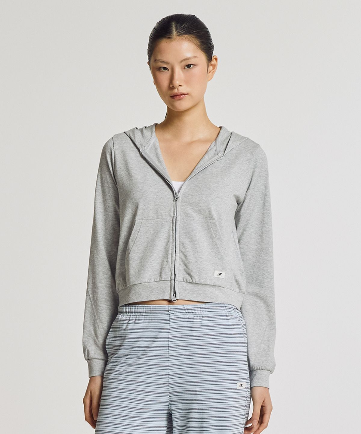뉴발란스(NEW BALANCE) NBMDG3W112 / WOMEN NB-FLOWY 후드집업  (M/GRAY)