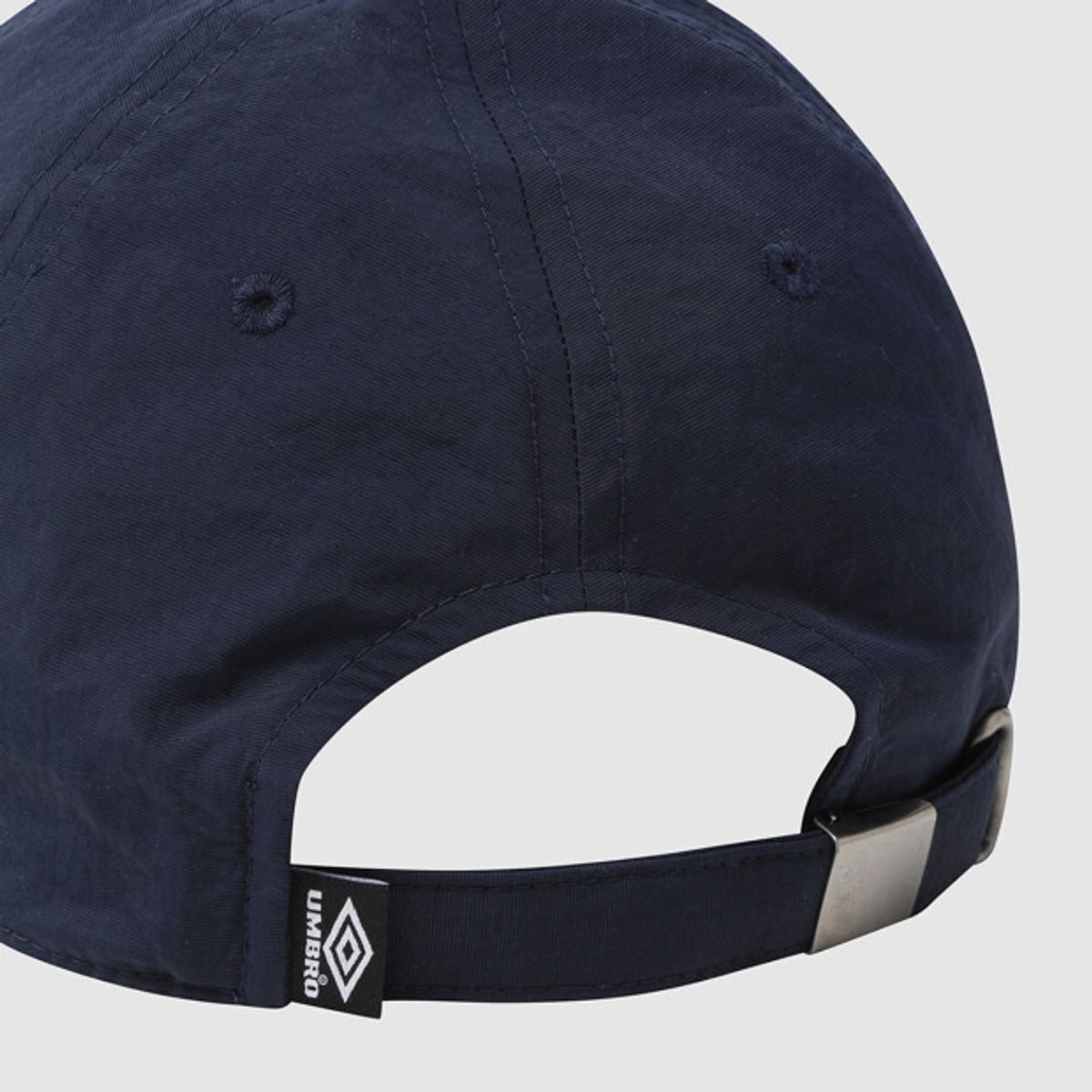 엄브로(UMBRO) 에센셜하이 나일론 볼캡 네이비 UR323CCP90