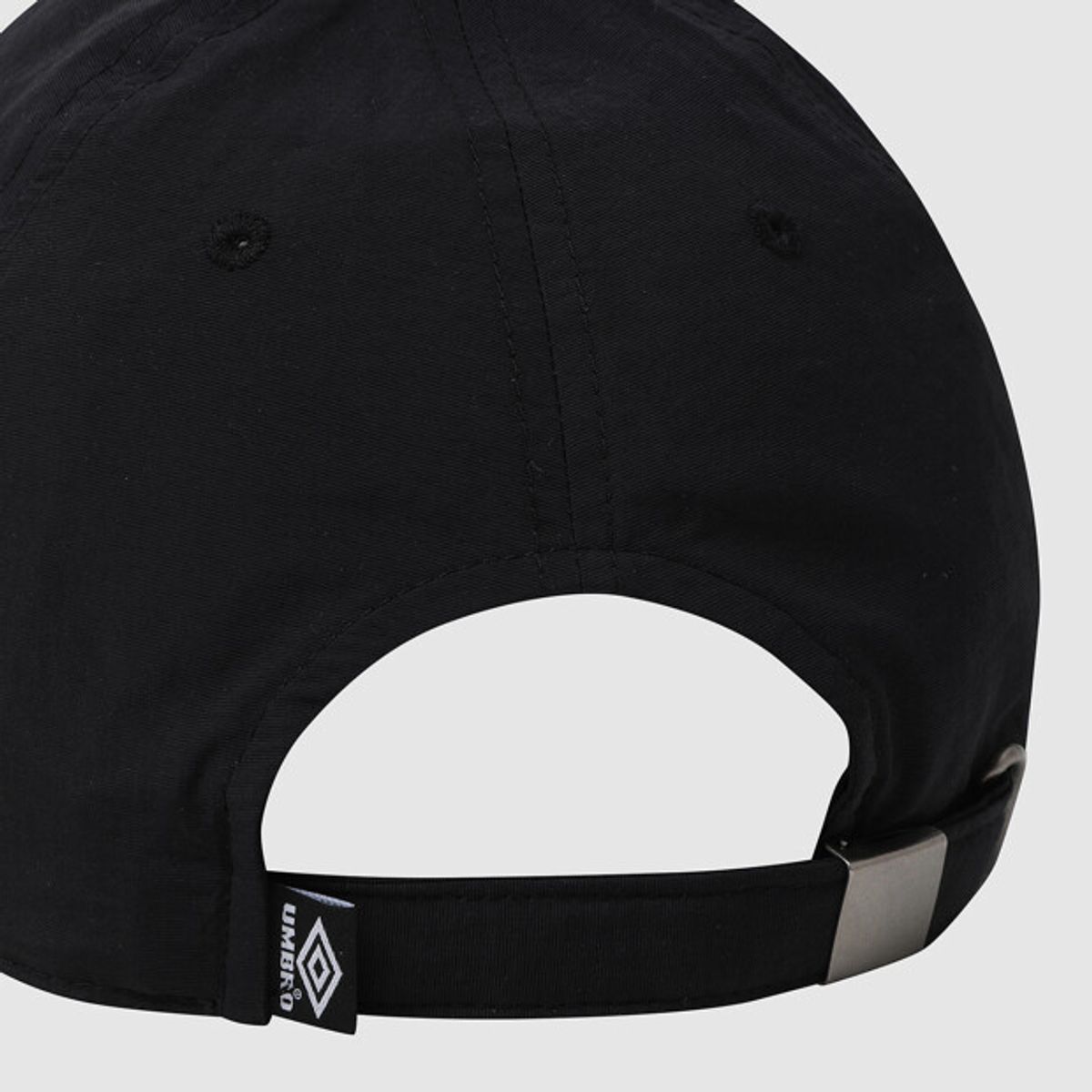엄브로(UMBRO) 에센셜하이 나일론 볼캡 블랙 UR323CCP90