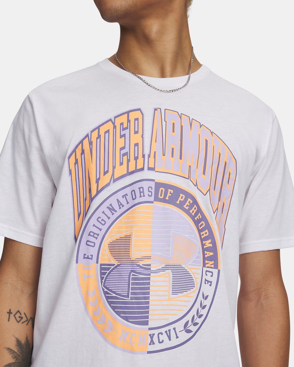 언더아머(UNDERARMOUR) UA 바시티 크레스트6009249-100