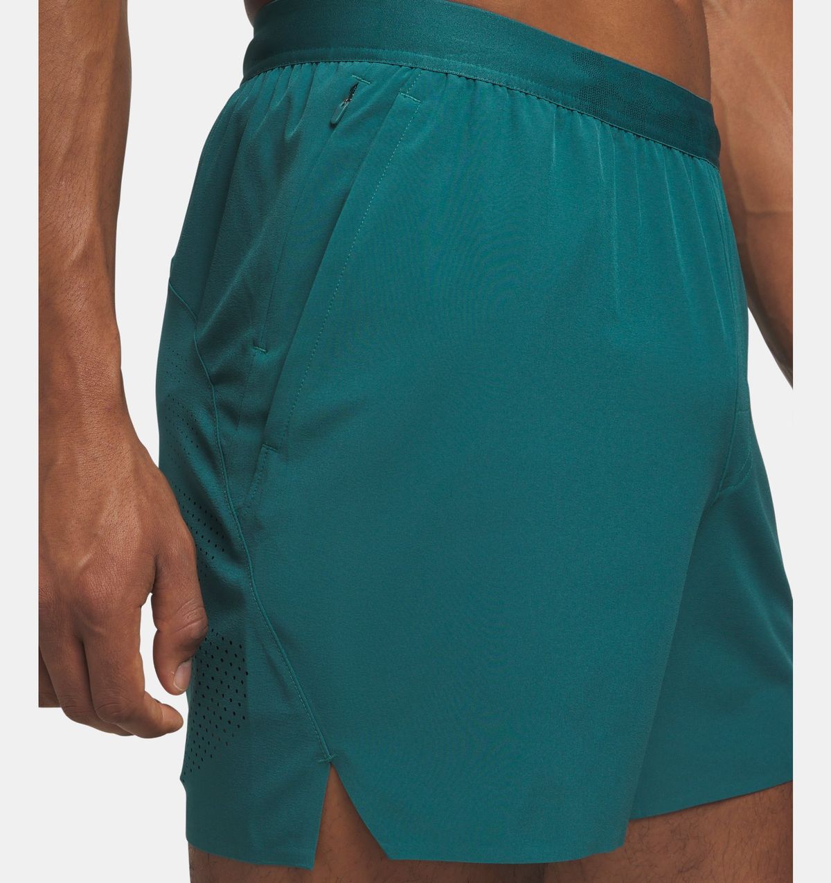 언더아머(UNDERARMOUR) UA 헤일로 트레인6005915-338