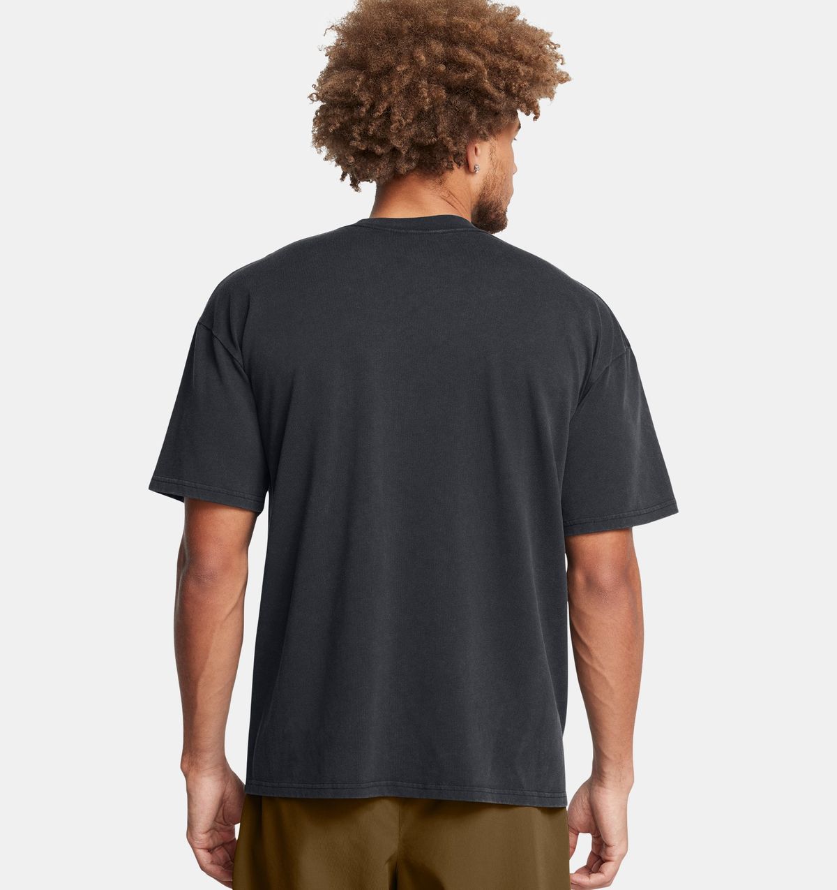 언더아머(UNDERARMOUR) 남성 UA 헤비웨이트 오버사이즈 로고 워시 반팔1389147-001