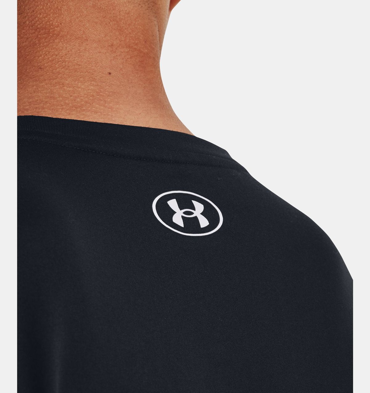 언더아머(UNDERARMOUR) 남성 UA Tech 팀 반팔1376842-001