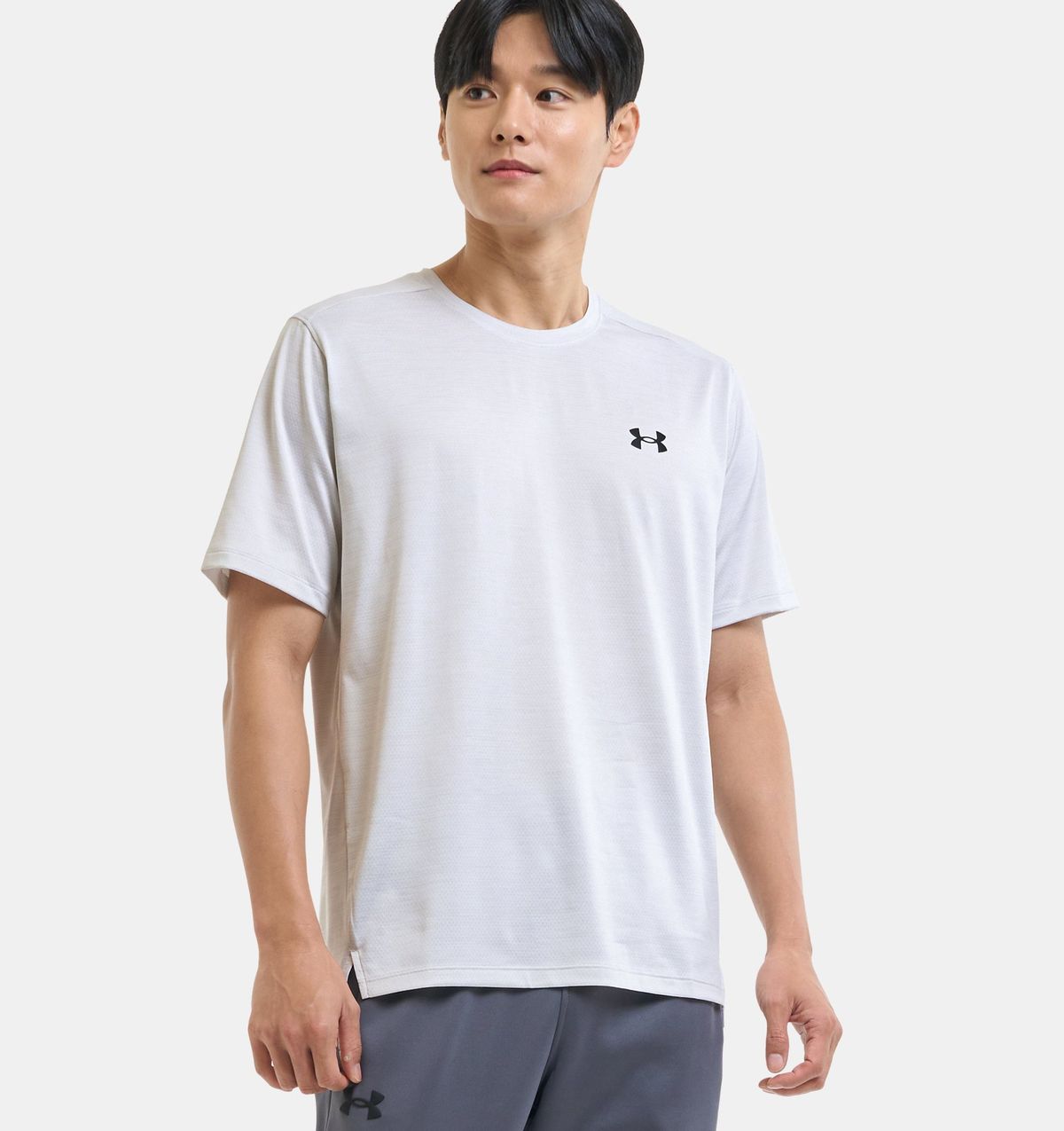 언더아머(UNDERARMOUR) 남성 UA Tech 벤트 반팔 1376791-100