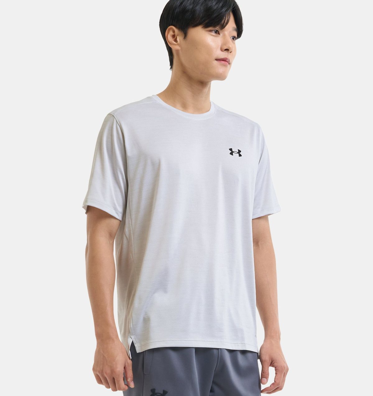 언더아머(UNDERARMOUR) 남성 UA Tech 벤트 반팔 1376791-100