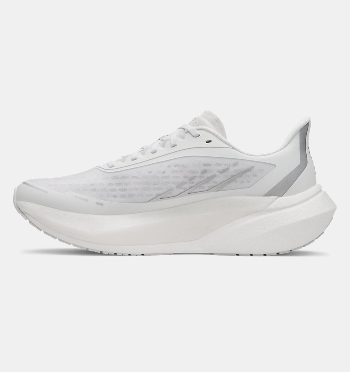언더아머(UNDERARMOUR) UA 벨로시티 디스턴스6006030-100