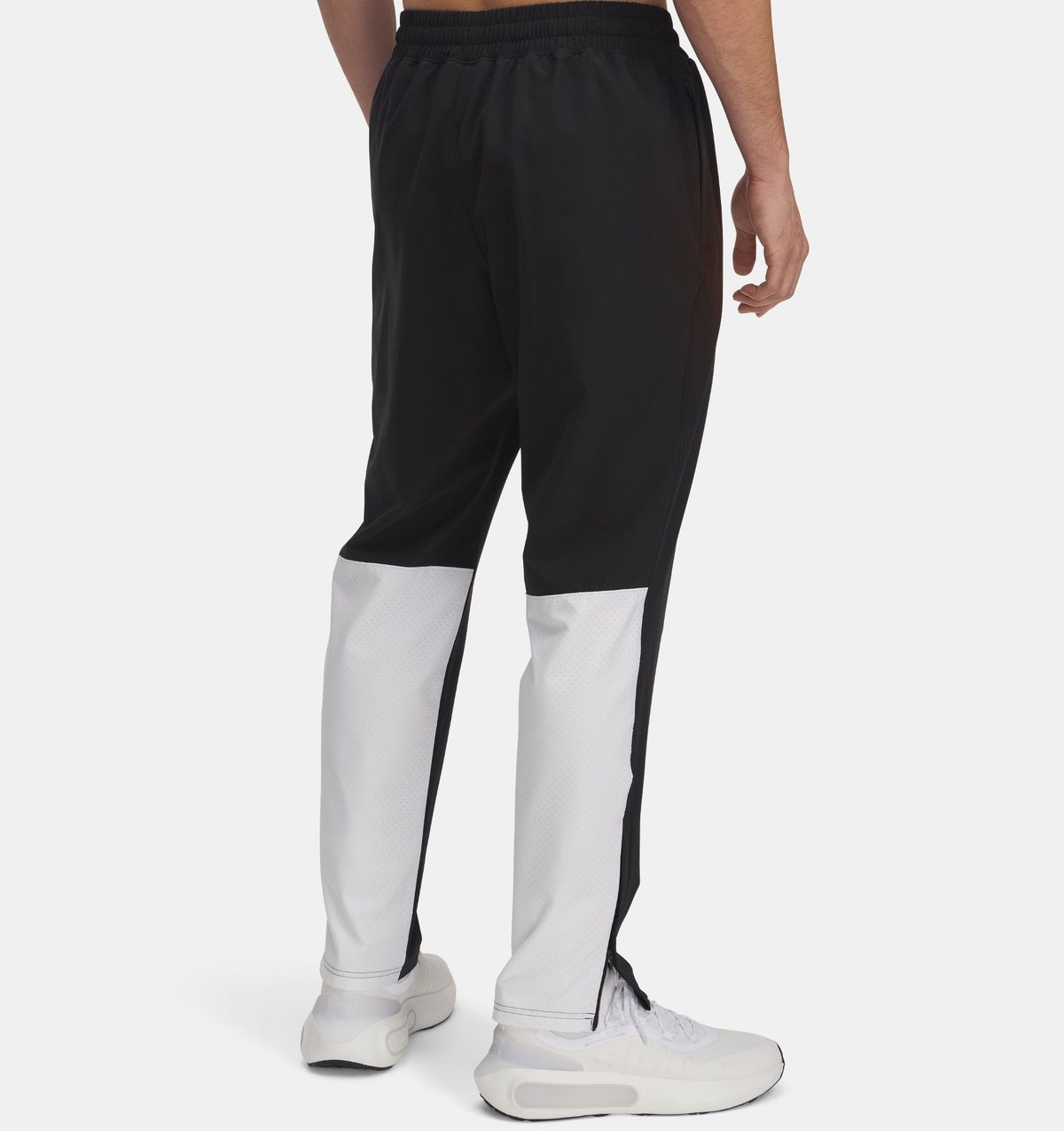 언더아머(UNDERARMOUR) 남성 UA 라이벌 스트레치 우븐 팬츠1390160-001