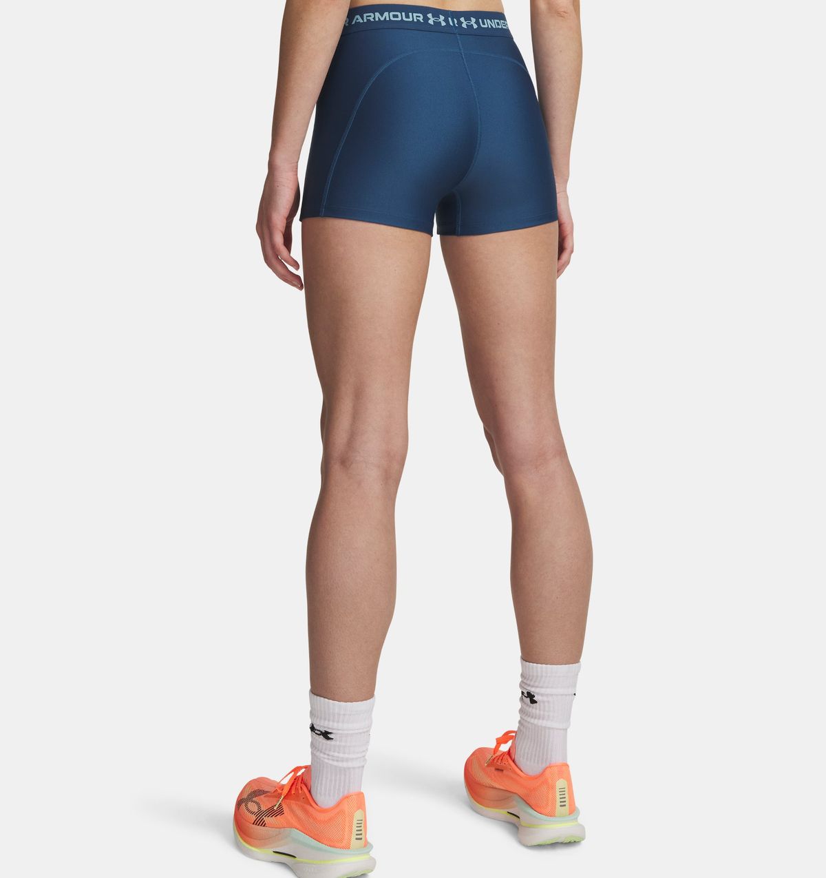 언더아머(UNDERARMOUR) HeatGear 쇼티6010725-498