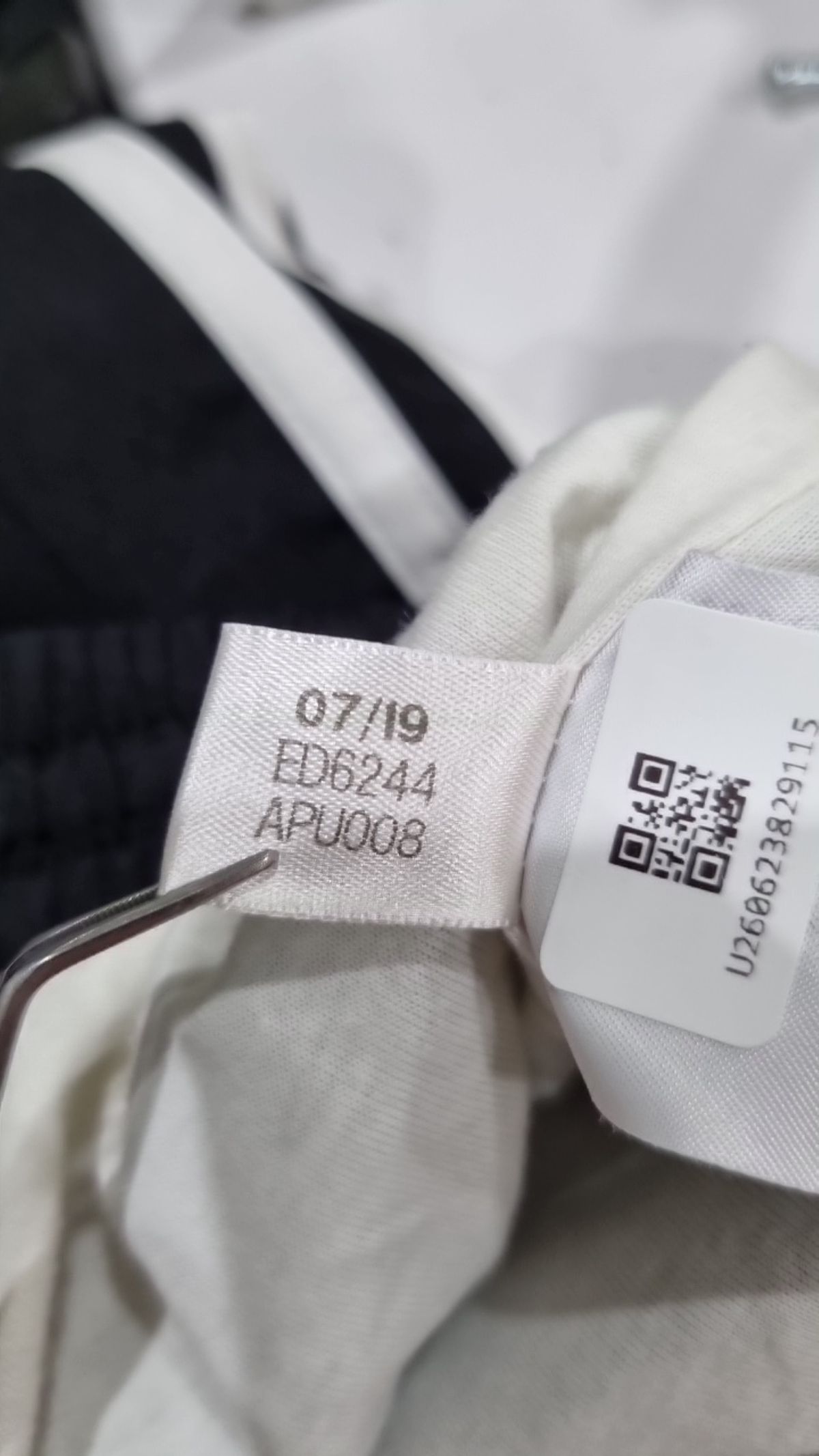 아디다스(ADIDAS) ASYMM 트랙팬츠 - 블랙.화이트 / ED6244 S