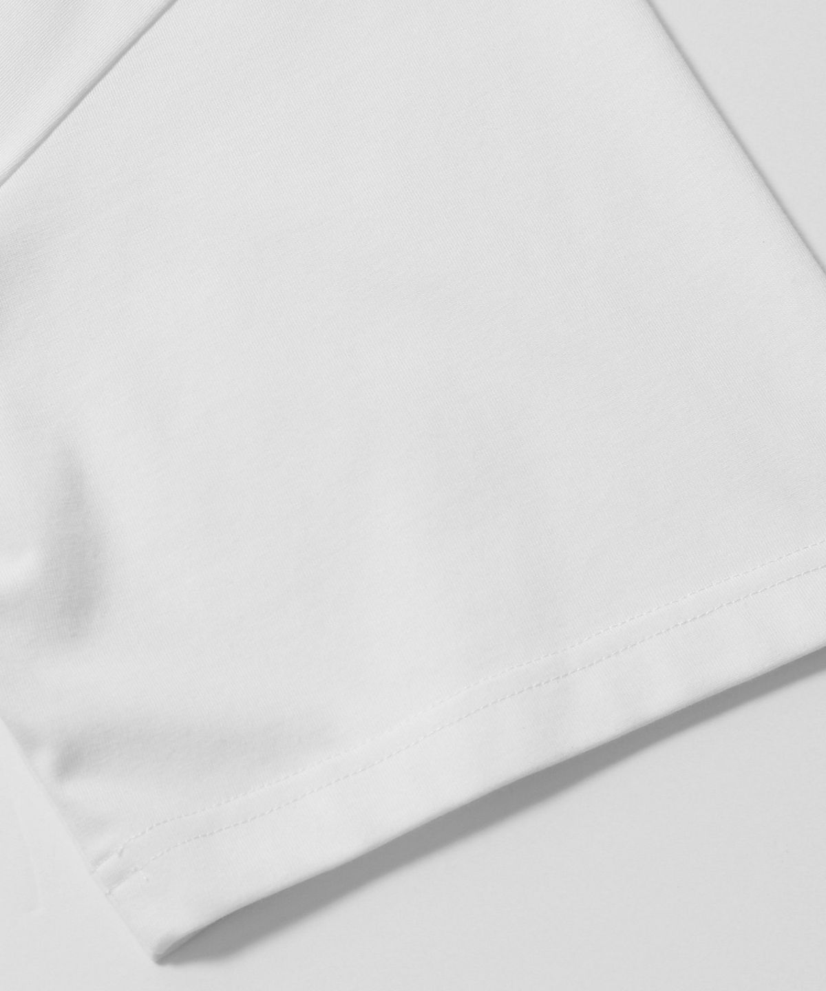 유씨엘에이(UCLA) 남녀공용  캘리그라피 스몰 로고 반팔 티셔츠[WHITE](UC4ST70)
