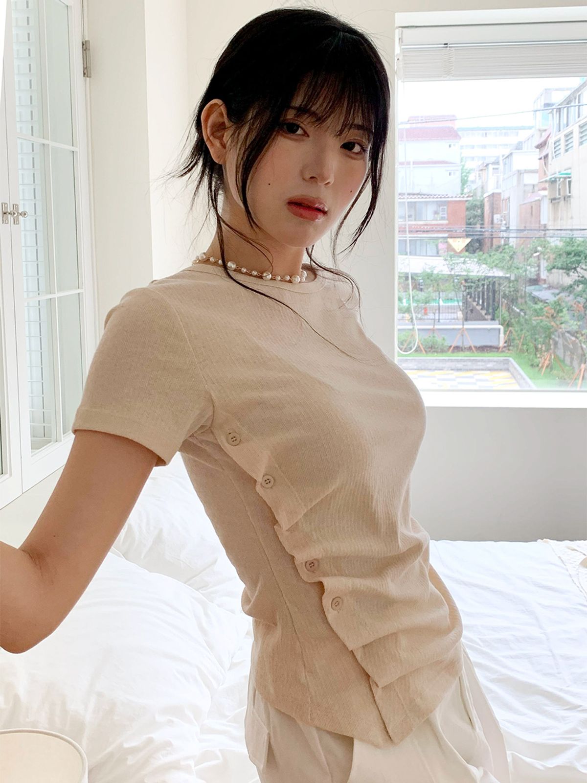 쿨키튼(KOOLKITTEN) 사이드 버튼 스트라이프 티셔츠 3colors