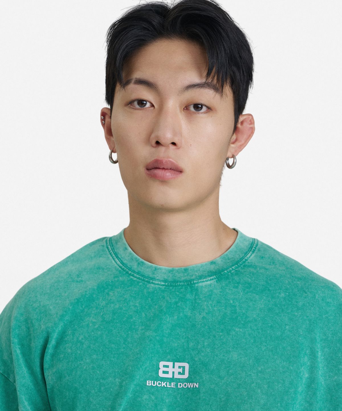 버클다운(BUCKLE DOWN) 오버핏 BD_LOGO 프린티드 피그먼트 워시드 티셔츠(MINT)