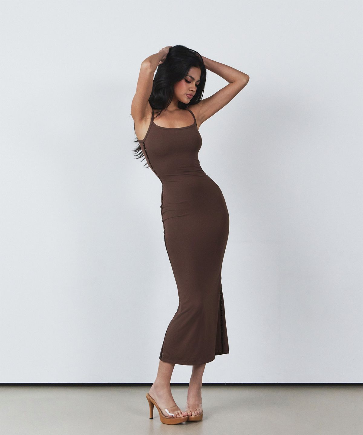 로페즈(LOPEZ) Hourglass eyelet dress (Brown)