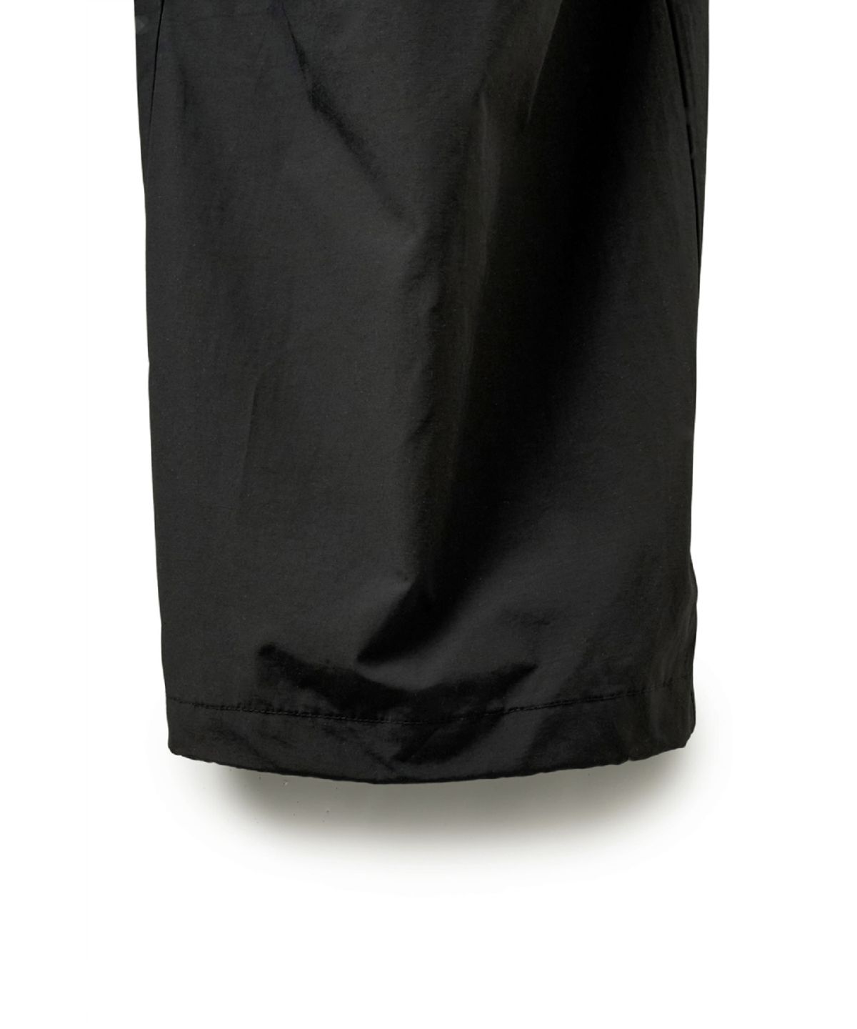 해칭룸(HATCHINGROOM) Balloon Trousers Black