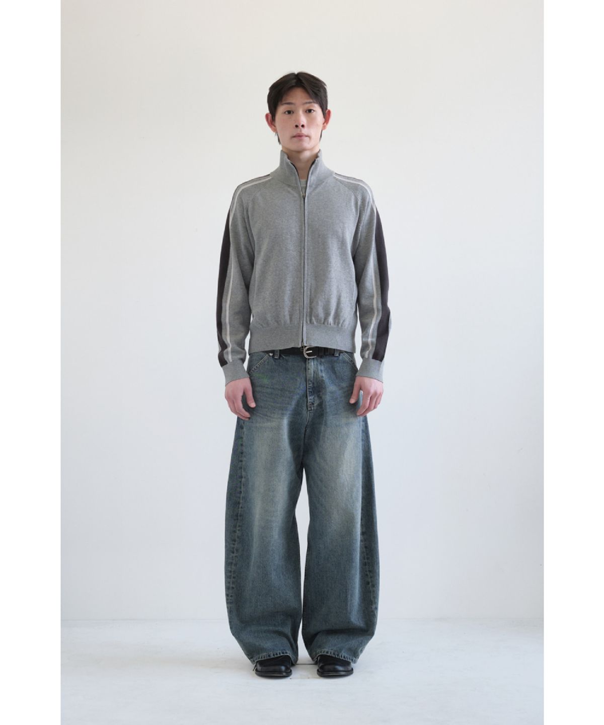 해칭룸(HATCHINGROOM) Wide Curve Jeans Vintage Blue