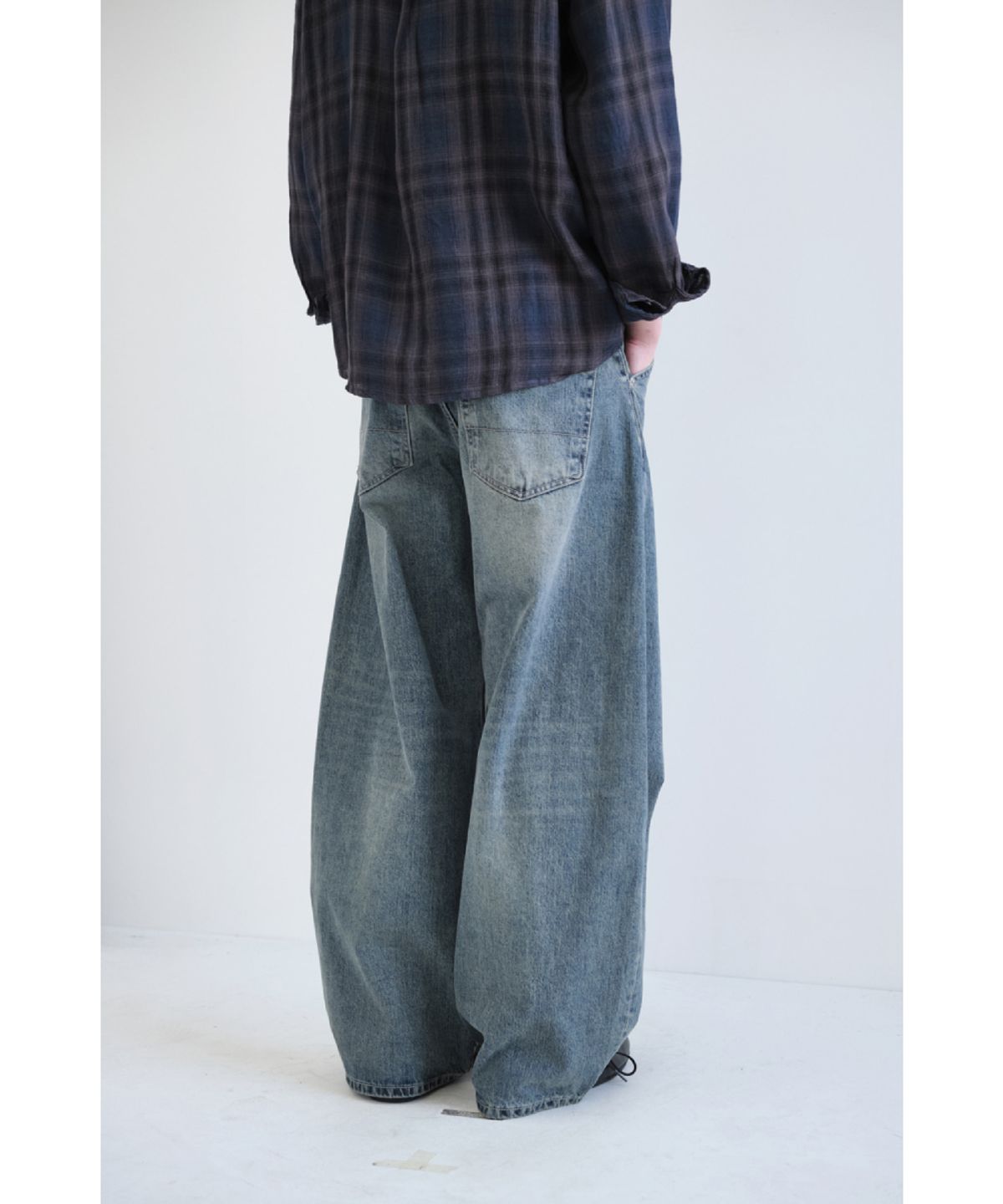 해칭룸(HATCHINGROOM) Wide Curve Jeans Vintage Blue