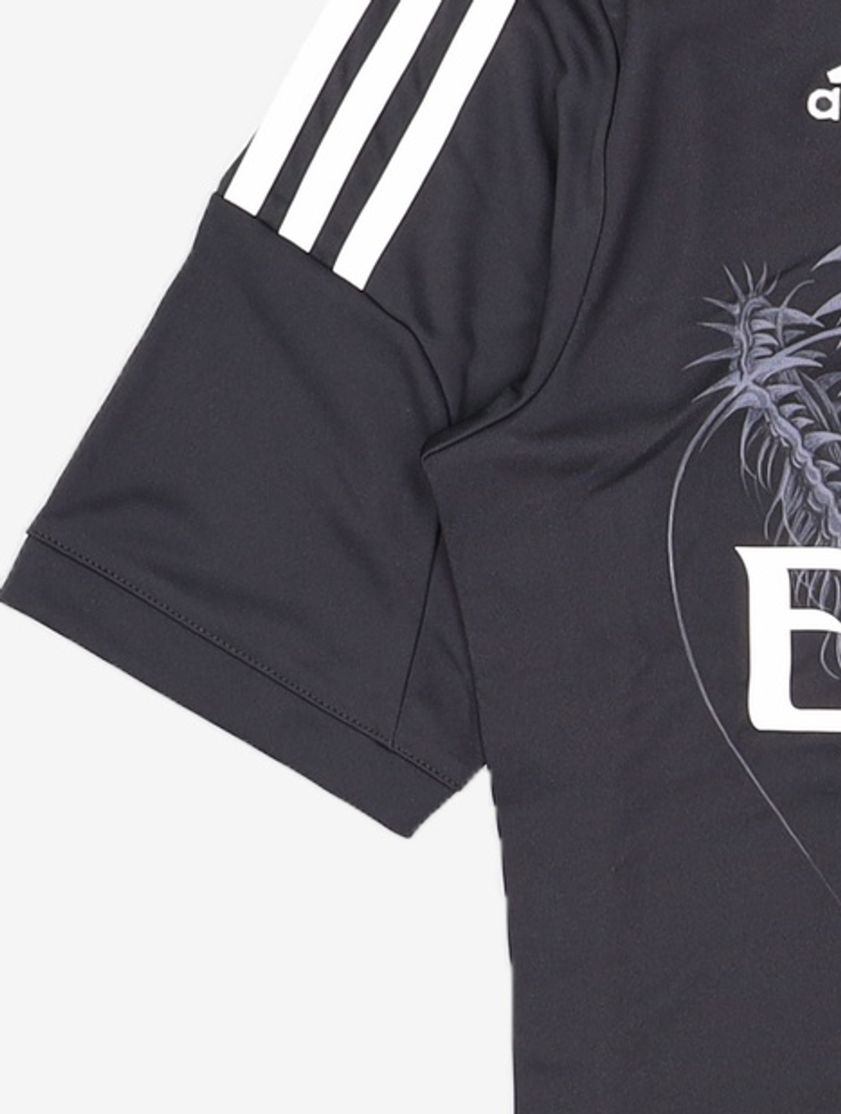 아디다스(ADIDAS) 반소매 티셔츠 S