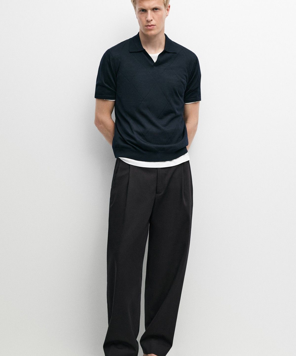 마시모두띠(MASSIMO DUTTI) 다이아몬드 패턴 저지 폴로