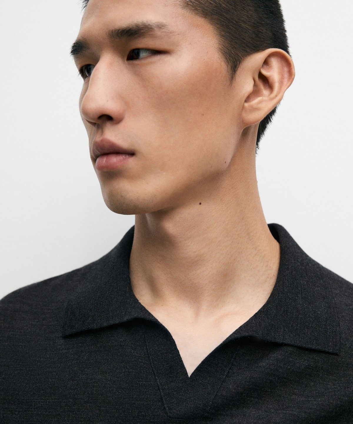 마시모두띠(MASSIMO DUTTI) 울 블렌드 반팔 니트 폴로셔츠