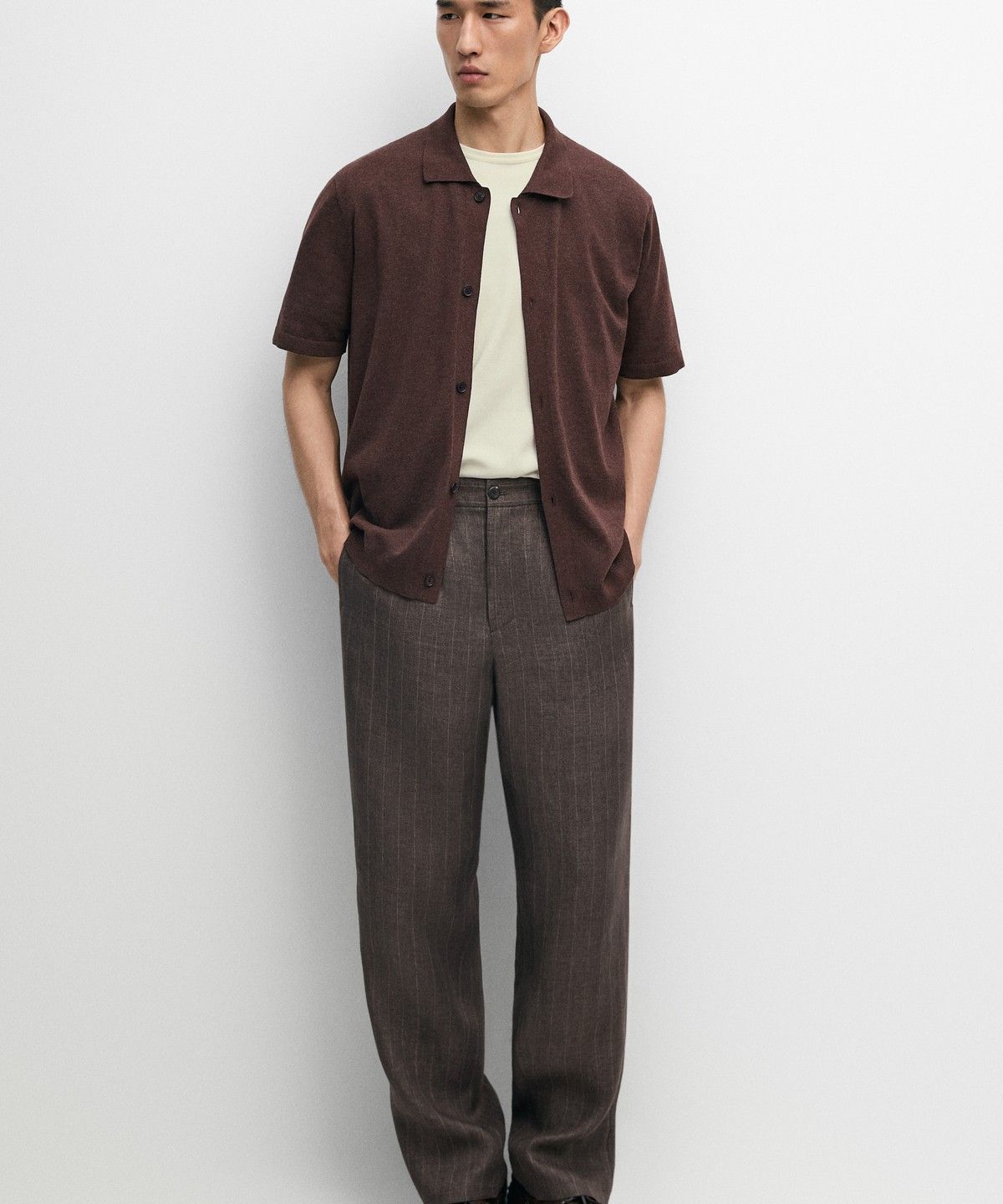 마시모두띠(MASSIMO DUTTI) 버튼 반팔 니트 티셔츠