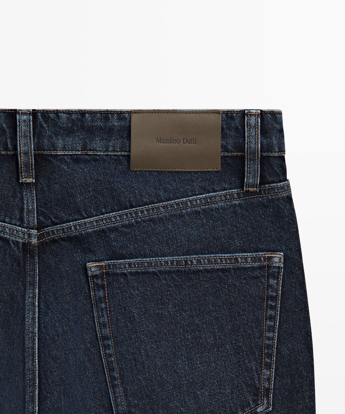 마시모두띠(MASSIMO DUTTI) 테이퍼드 핏 진