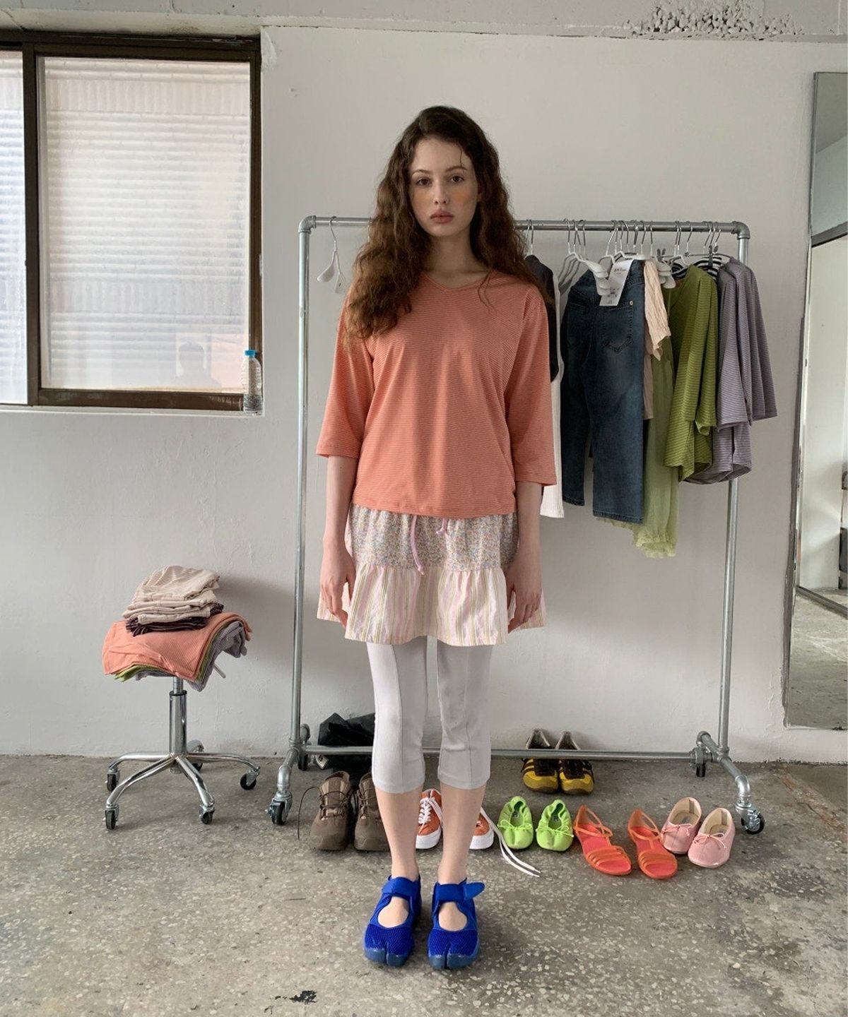 애프터썸머(AFTERSUMMER) V-neck Stripe Quater T-shirt (orange)