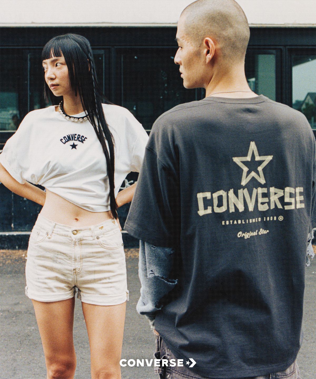 컨버스(CONVERSE) 피치드 레트로 로고 티셔츠 다크 매터 MCK074-GDA