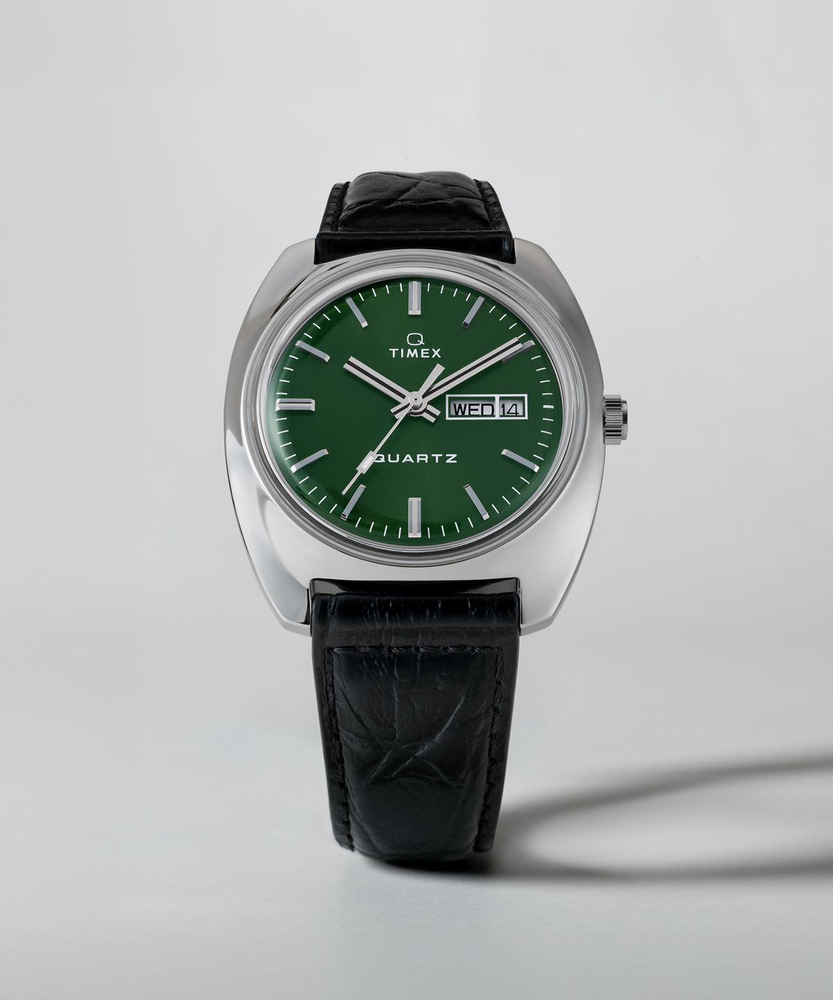 타이맥스(TIMEX) Q TIMEX 1978 데이데이트 복각판 드레스워치 37.5mm