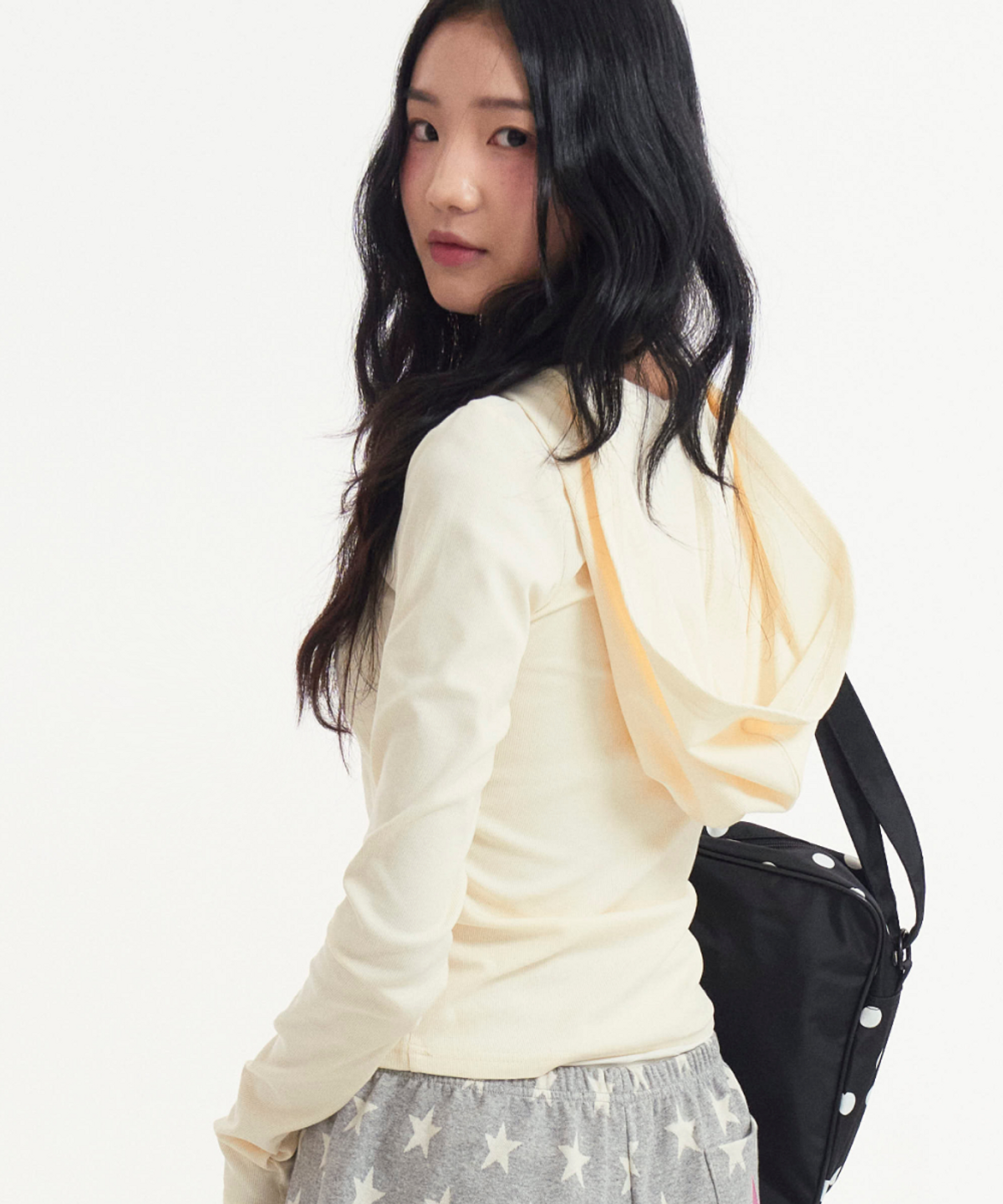 로긴 앤 로지(ROGIN N ROSIE) Henley Neck Slim-Fit Hooded Long Sleeve Ivory