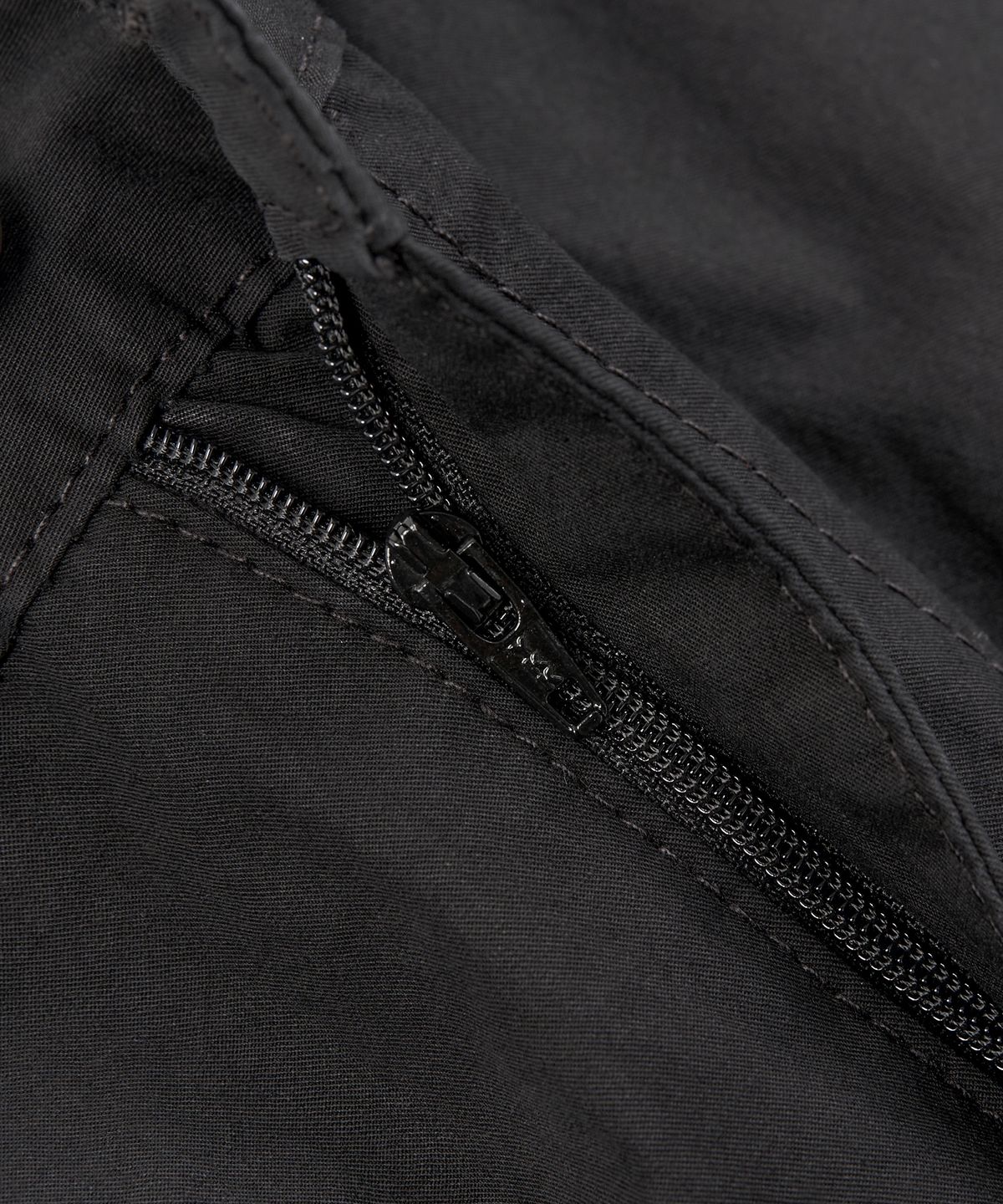 엑스컨테이너(EXCONTAINER) 파라슈트 코튼 버뮤다 팬츠 (BLACK)