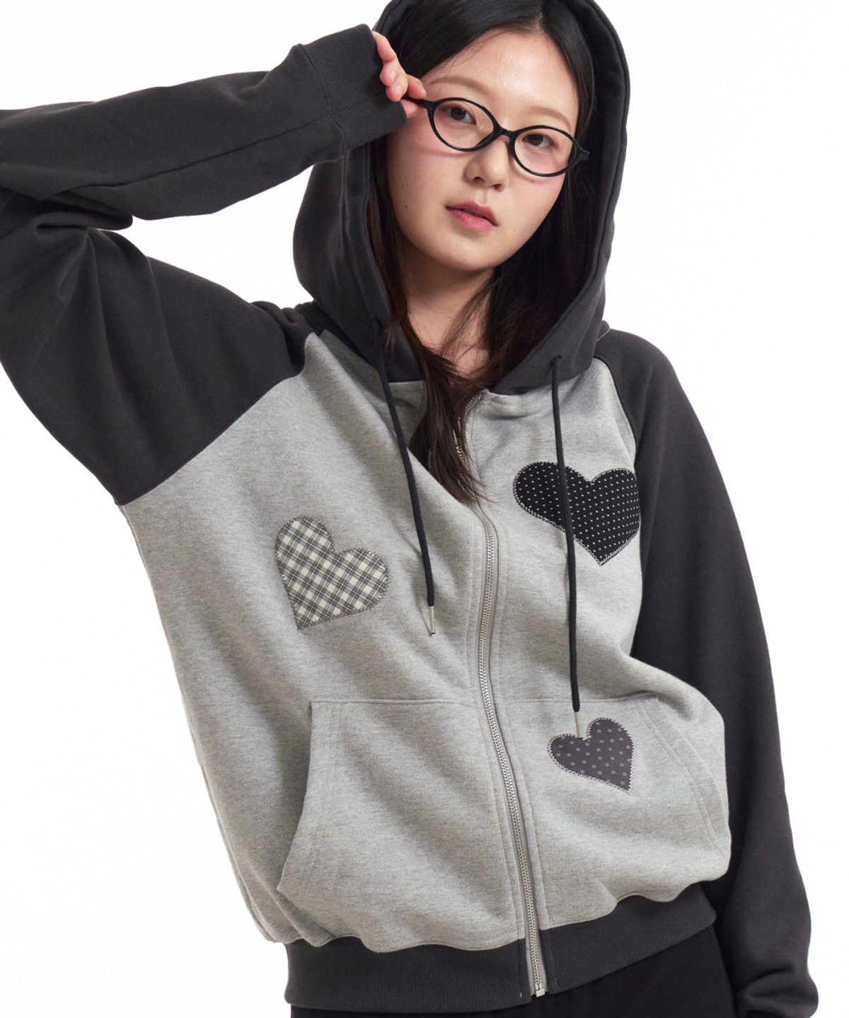 로긴 앤 로지(ROGIN N ROSIE) Divided Heart Patch Hood Zip Up Charcoal