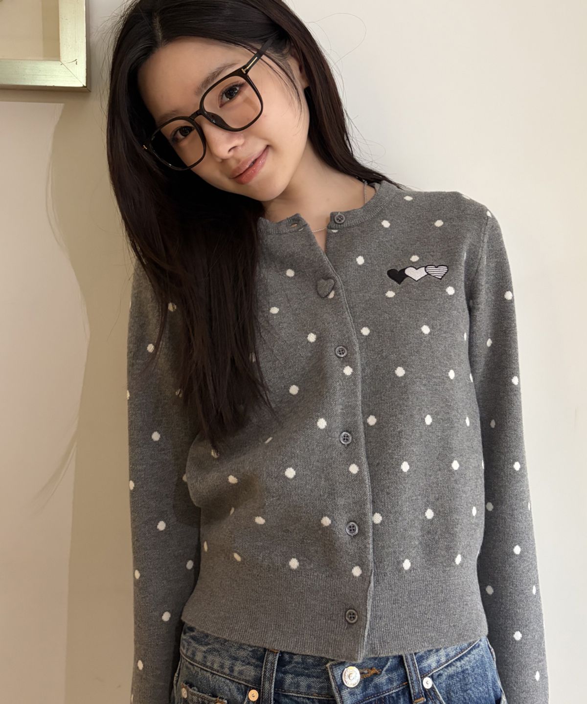 로긴 앤 로지(ROGIN N ROSIE) Heart Button Point Cardigan Charcoal