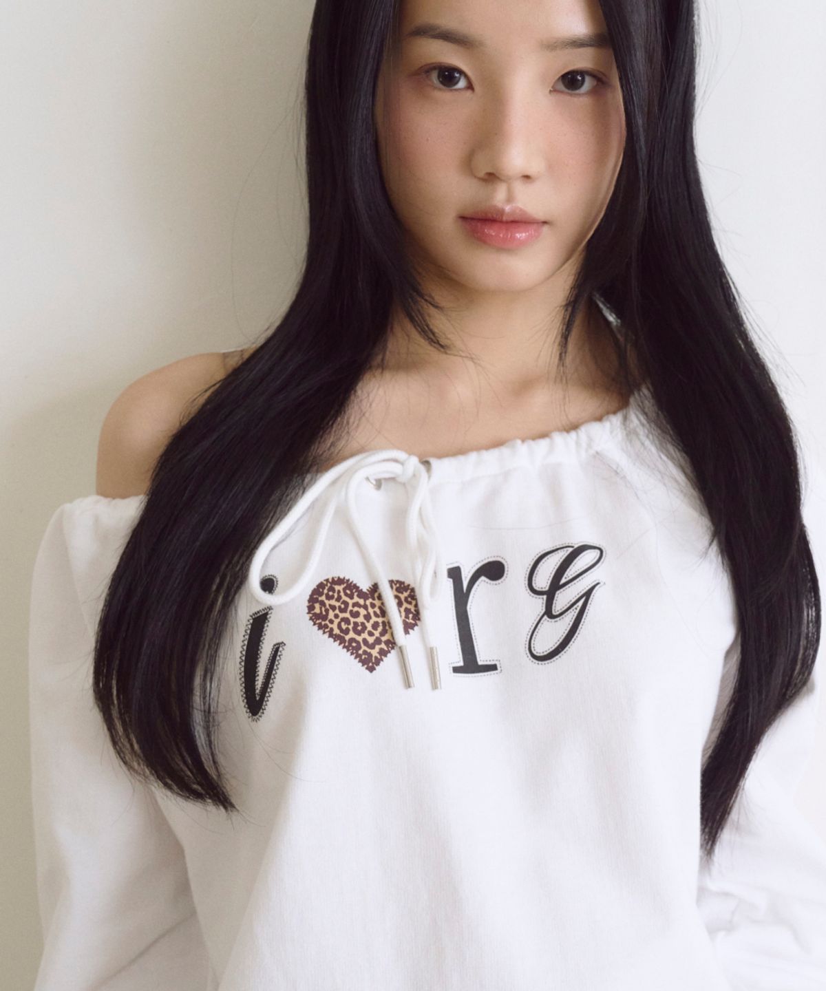 로긴 앤 로지(ROGIN N ROSIE) I Luv RnR Leopard String Point Long Sleeve White