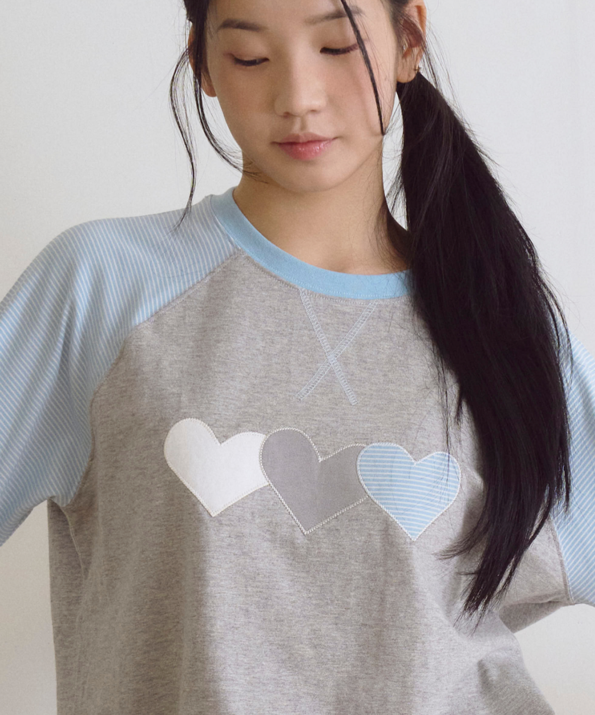 로긴 앤 로지(ROGIN N ROSIE) Heart Pointed Stripe Long Sleeve Gray
