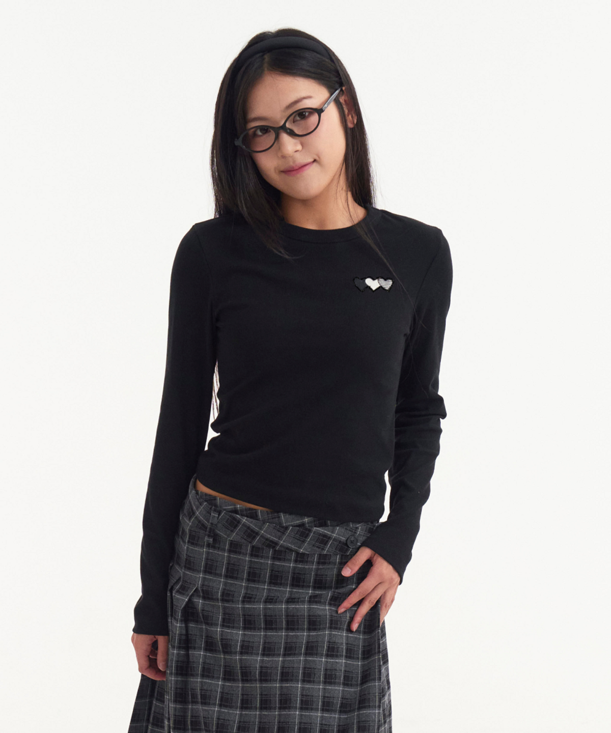 로긴 앤 로지(ROGIN N ROSIE) Heart Wappen Basic Long Sleeve Black