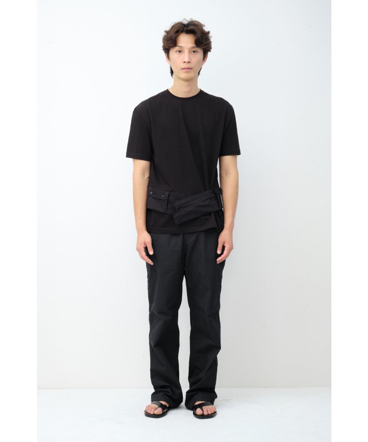 해칭룸(HATCHINGROOM) Belted Tee Black