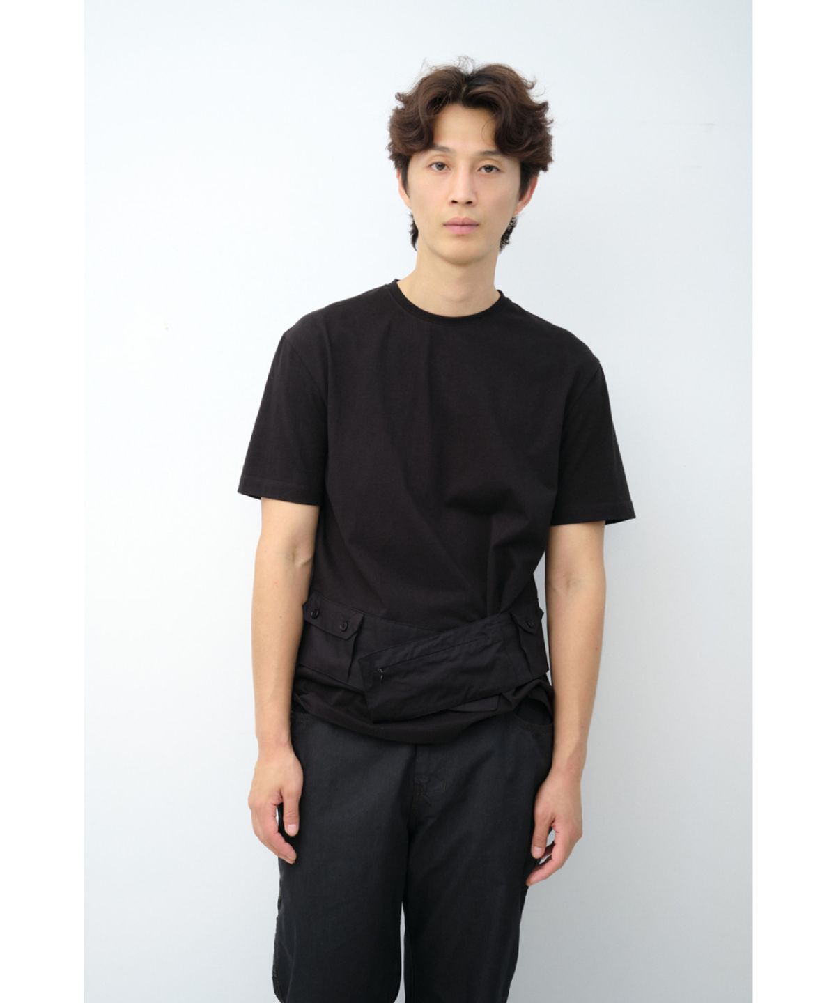 해칭룸(HATCHINGROOM) Belted Tee Black