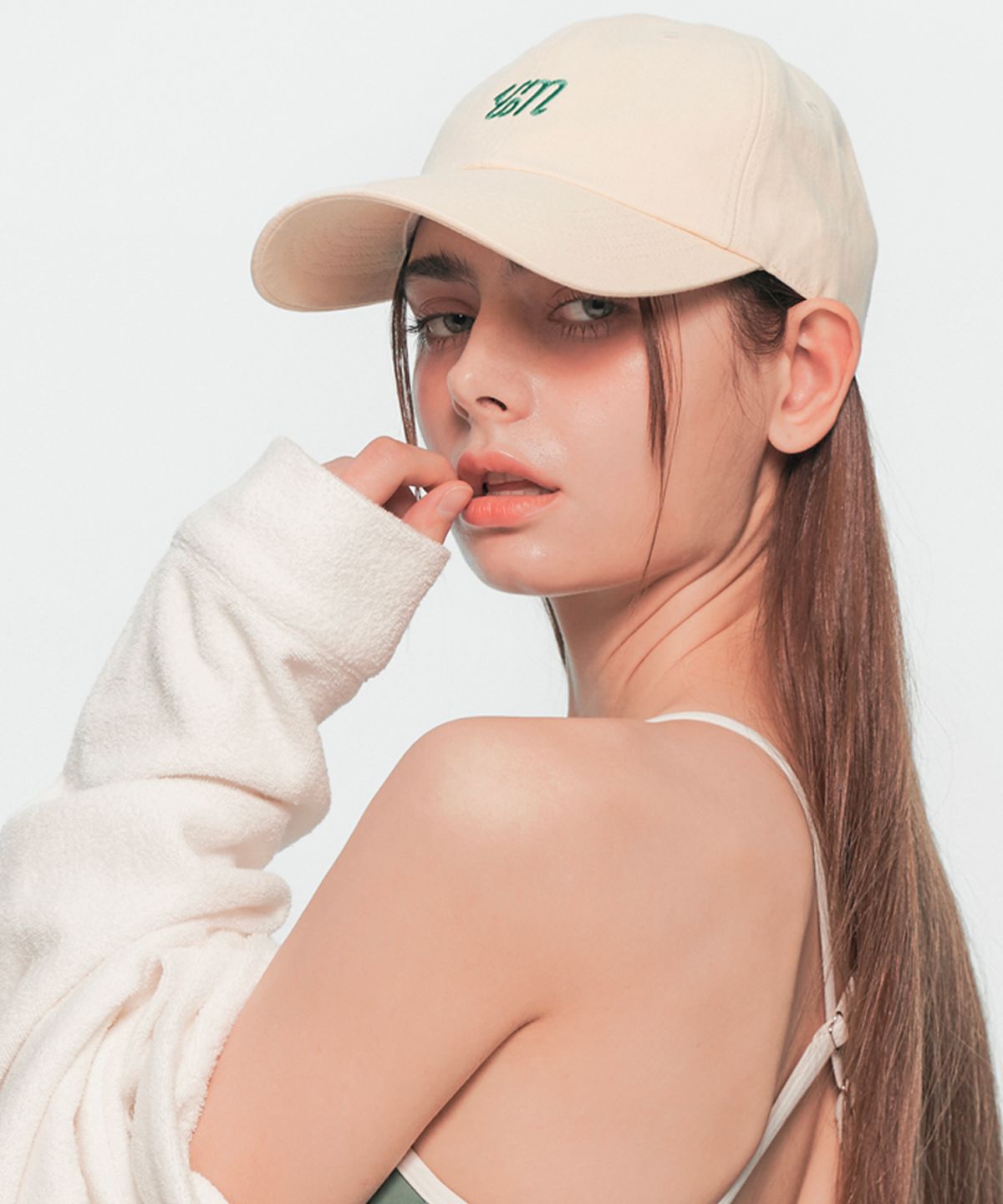 유움(UUM) LOGO BALL CAP CREAM YELLOW