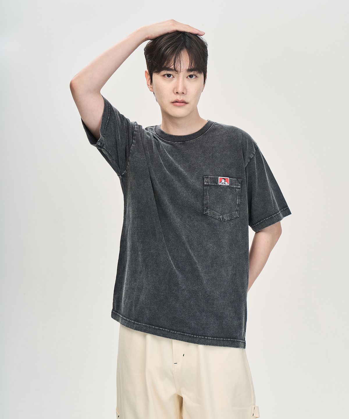 벤 데이비스(BEN DAVIS) 빈티지 워싱 포켓 티셔츠 블랙