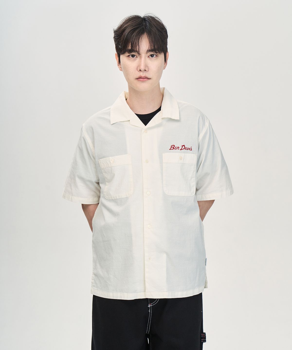 벤 데이비스(BEN DAVIS) 포츈 자수 오픈카라 셔츠 오프화이트