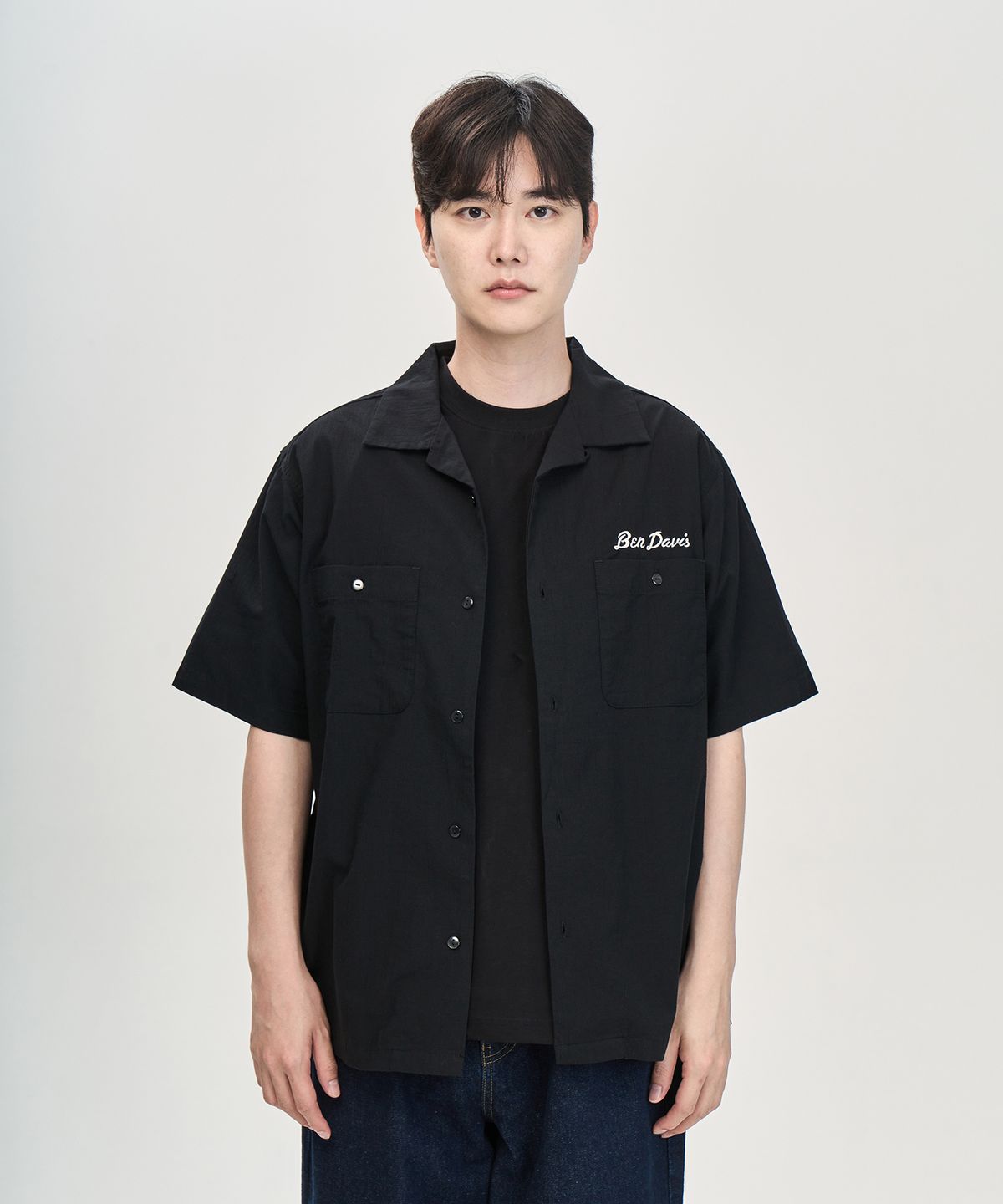 벤 데이비스(BEN DAVIS) 포츈 자수 오픈카라 셔츠 블랙