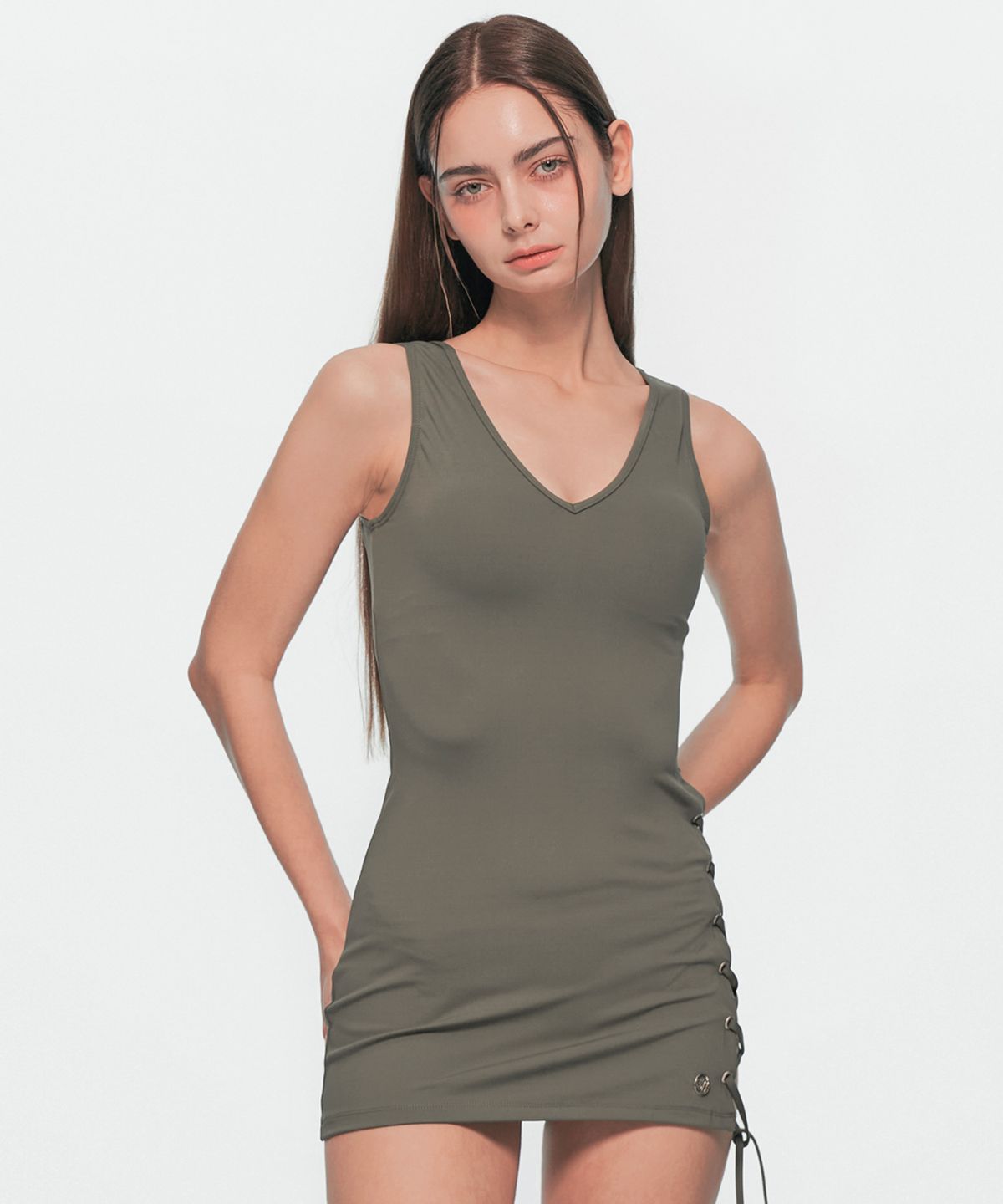 유움(UUM) V EYELET SWIM WEAR KHAKI